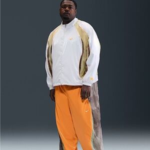 Nike Men's White and Gold Windbreaker